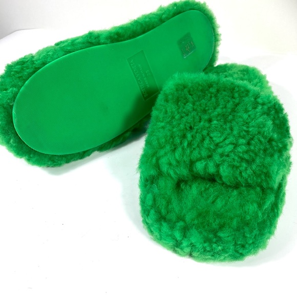 Bottega Veneta Genuine Shearling Slide Sandal Green Size 39 EU - Picture 15 of 17